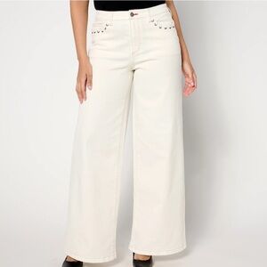 Wide-Leg Cream Pants